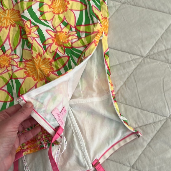 Lilly Pulitzer Spring Lillies Top size 6 lined removable straps y2k - Picture 8 of 16